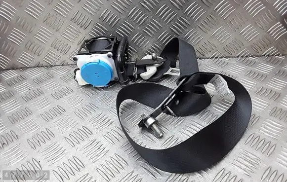 Mazda CX-5 Front seatbelt tkah2eh939