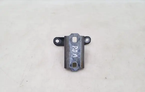 Opel Insignia A Front door lower hinge 