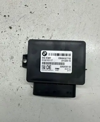 BMW 5 F10 F11 Hand brake control module EB686327702 686327702 23122010
