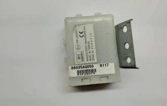 Subaru Legacy Door central lock control unit/module 88035AG050 81F49073 8117