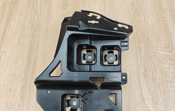 BMW 4 G22 G23 G24 G26 Rear bumper mounting bracket 8737094