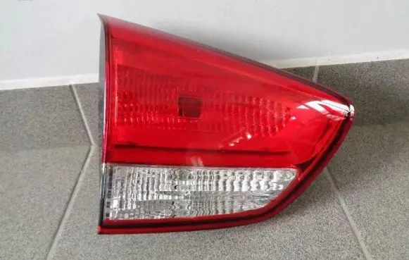 KIA Carens III Rear/tail lights 92403A4010