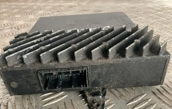 Land Rover Discovery Sound amplifier