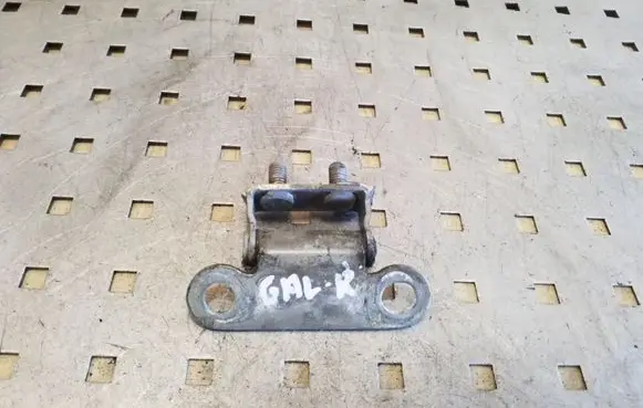 Toyota Corolla Verso AR10 Tailgate/trunk/boot hinge