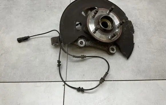 Opel Astra K Front wheel hub