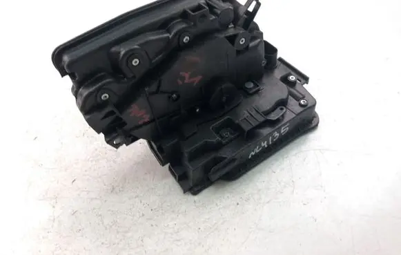 BMW 2 F45 Rear door lock 7281935