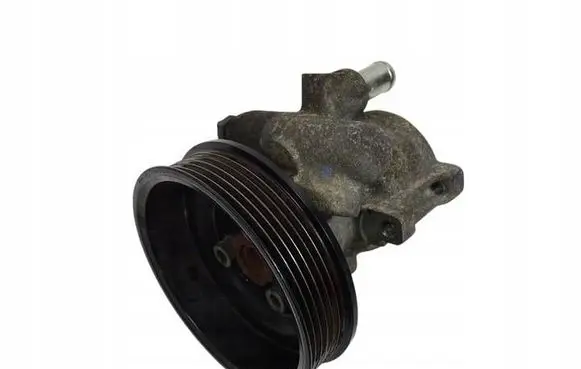 Volkswagen Polo V 6R Power steering pump 030145157D