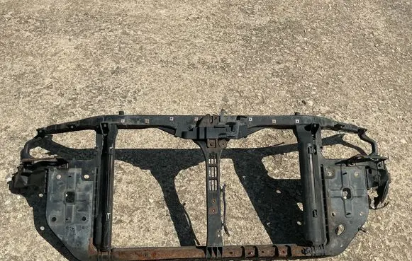 Hyundai Sonata Radiator support slam panel