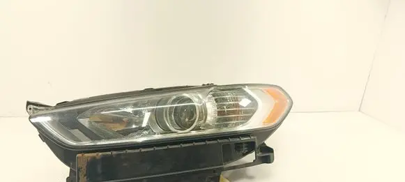 Ford Fusion II Headlight/headlamp DS7313W030CD