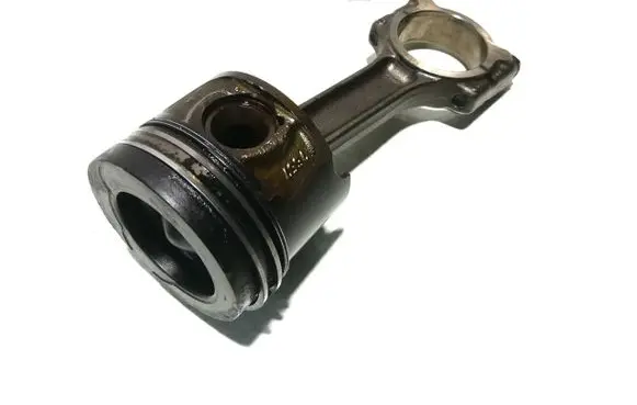 Nissan Qashqai Piston with connecting rod K9K282