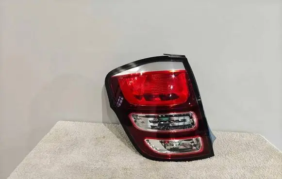 Citroen C3 Rear/tail lights 9803928880