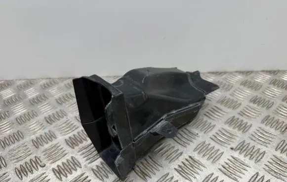 BMW 7 G11 G12 Brake cooling air channel/duct 7359792
