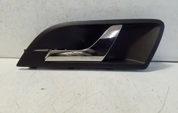 Skoda Superb B6 (3T) Rear door interior handle 3T0839247