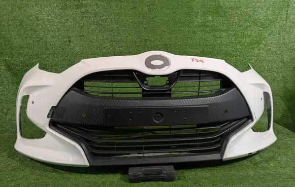 Toyota Yaris XP210 Front bumper 
