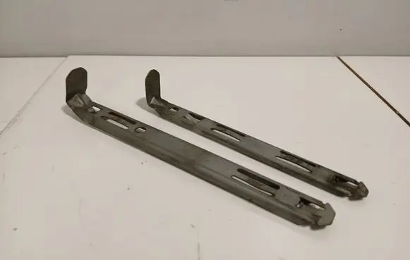 Volvo XC90 Headlight/headlamp mounting bracket 89028052 8637182