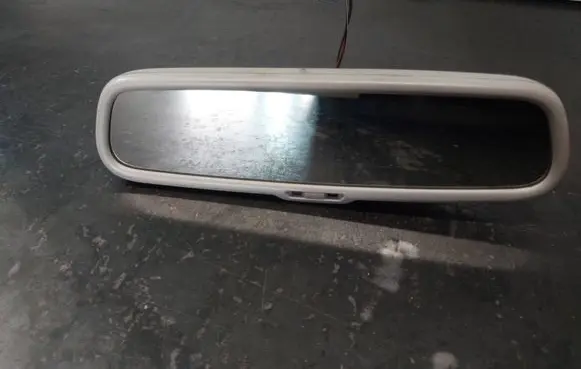 Volkswagen PASSAT B5.5 Rear view mirror (interior) 3B0857511C