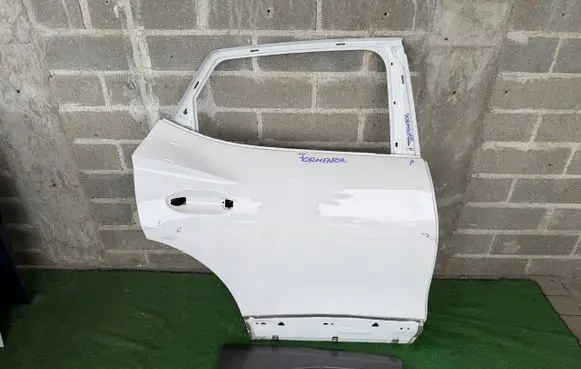 Cupra Formentor Rear door