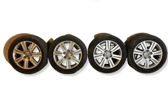 Audi A4 S4 B8 8K R17 alloy rim 8K0601025B