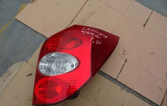 Renault Laguna II Rear/tail lights 8200002472 2347