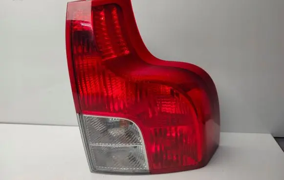 Volvo XC90 Rear/tail lights 13L6LPT