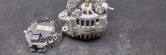 Mercedes-Benz Sprinter W907 W910 Generator/alternator A0009068302