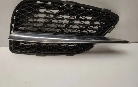 Mercedes-Benz S W222 Front bumper lower grill A2228850353