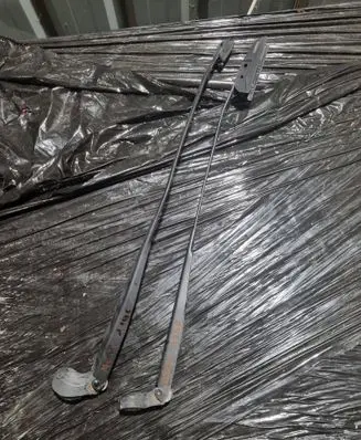 Mercedes-Benz A W168 Front wiper blade arm A1688200644