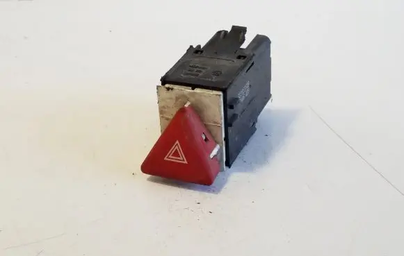 Volkswagen PASSAT B6 Hazard light switch 3C0953509