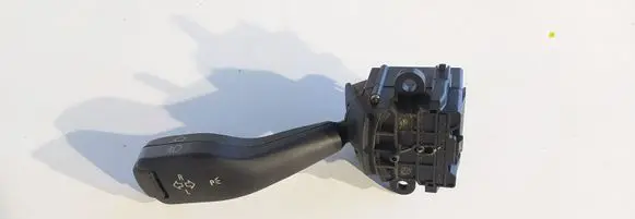 BMW 3 E46 Indicator stalk 8363668