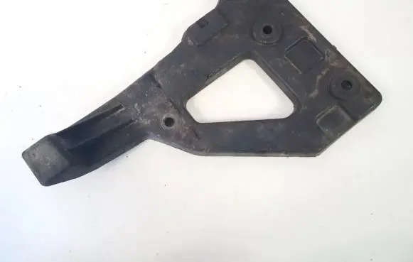 Audi A6 S6 C5 4B Front bumper mounting bracket 4f0807227