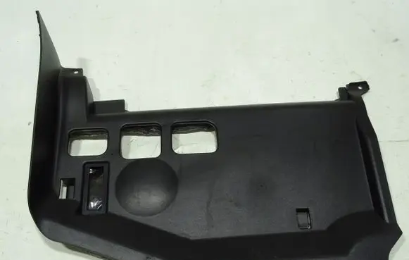 BMW 3 E90 E91 Dashboard lower bottom trim panel 7059287