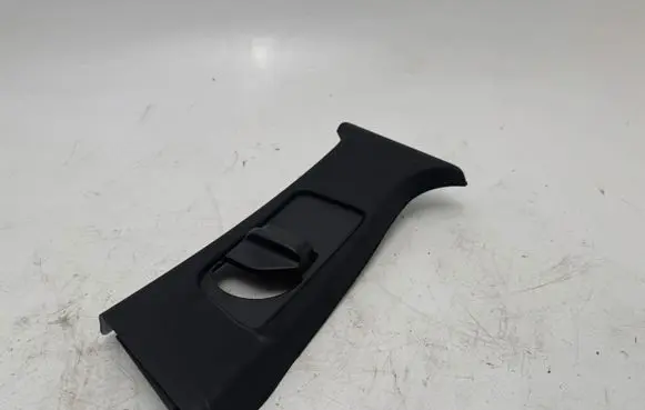 Mercedes-Benz GLK (X204) (B) pillar trim (top) A2048600330