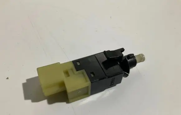 Brake pedal sensor switch