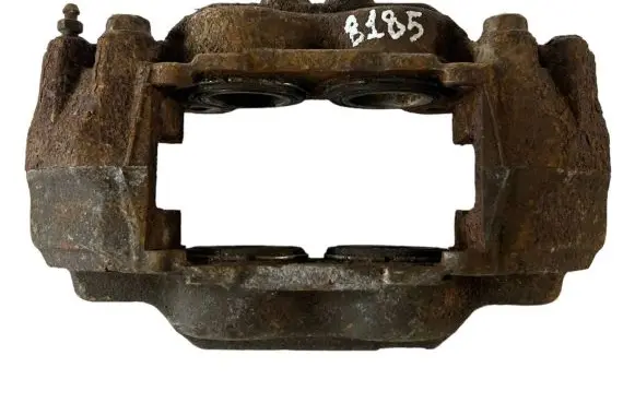 Toyota Land Cruiser (J120) Front brake caliper