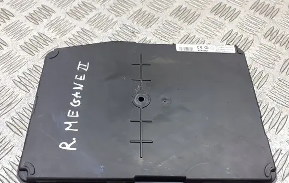 Renault Megane II High voltage junction box 8200412548
