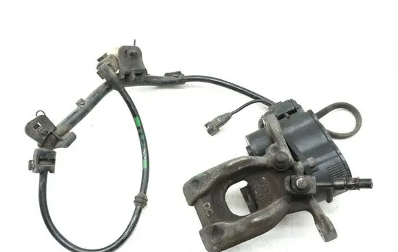 Mercedes-Benz CLA C118 X118 Rear brake caliper A2474237700