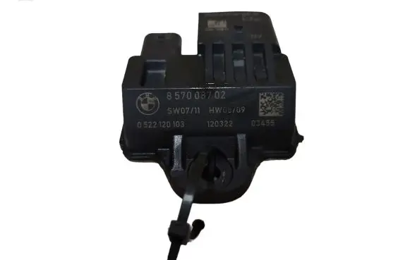 BMW 5 F10 F11 Glow plug pre-heat relay 857008702 0522120103