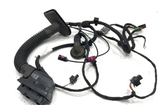 Mercedes-Benz C W205 Front door wiring loom A2055406740