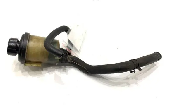 Volvo V70 Power steering fluid tank/reservoir 6C913R700BC