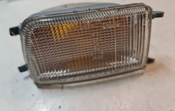Volkswagen Golf III Front indicator light 084411606 014411606