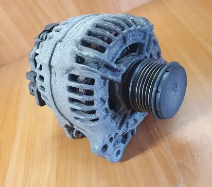 Audi A4 S4 B7 8E 8H Generator/alternator 06F903023J 140A 0124525092
