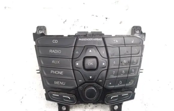 Head unit multimedia control