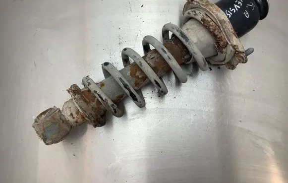 Toyota Avensis T250 Rear shock absorber with coil spring 