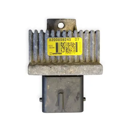 Renault Clio III Glow plug pre-heat relay 8200859243