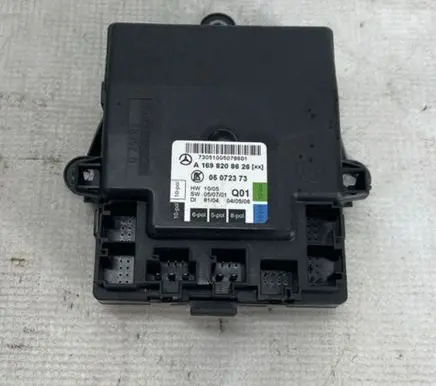 Mercedes-Benz B W245 Door control unit/module 05072373
