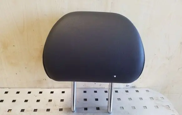 Honda Accord Rear seat headrest 