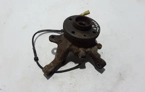 Renault Kangoo I Front wheel hub 7700437032