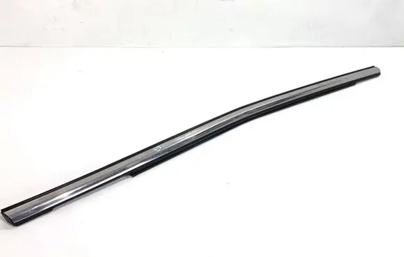 Mazda CX-7 Loading door glass trim molding 