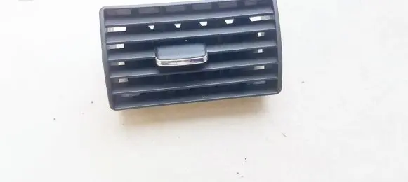 Ford Mondeo Mk III Dash center air vent grill