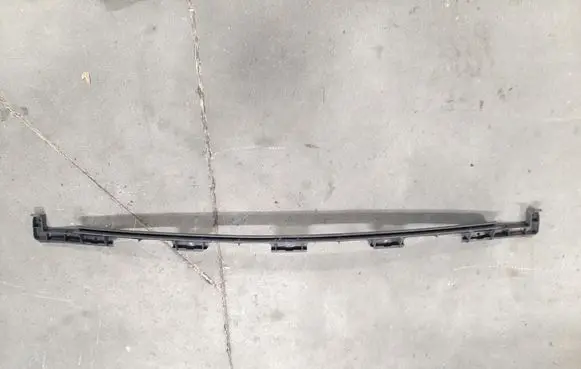 Volkswagen Fox Rear bumper mounting bracket 5Z0807863A